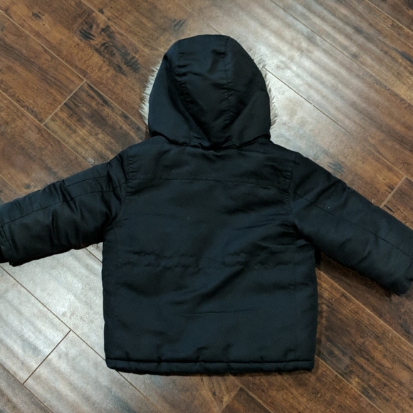 Boys winter coat - Picture 3 of 3